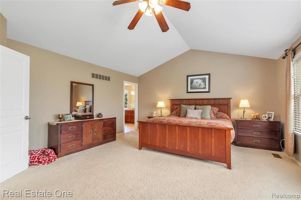 5867 Stonehaven Boulevard Rochester, MI 48306 - Photo 35 of 74