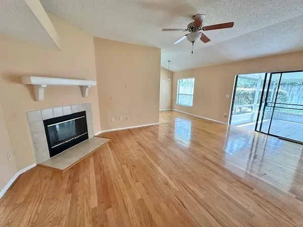 $2,345 | 587 Holbrook Circle, Lake Mary, FL 32746