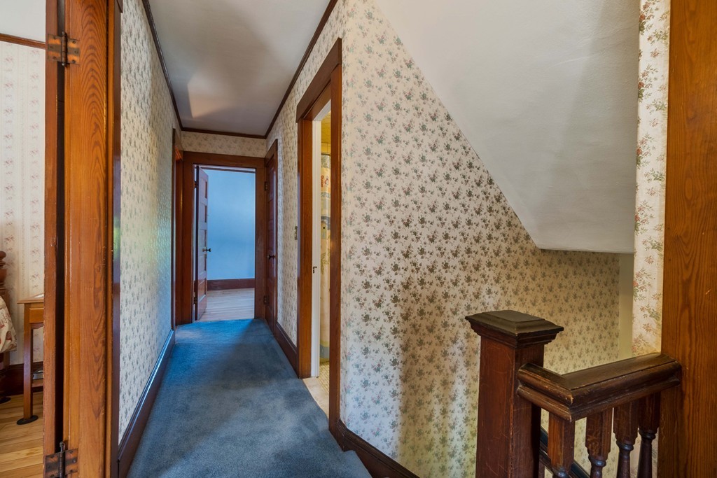 87 Wendell Street Winchester, MA 01890 - Photo 13 of 28