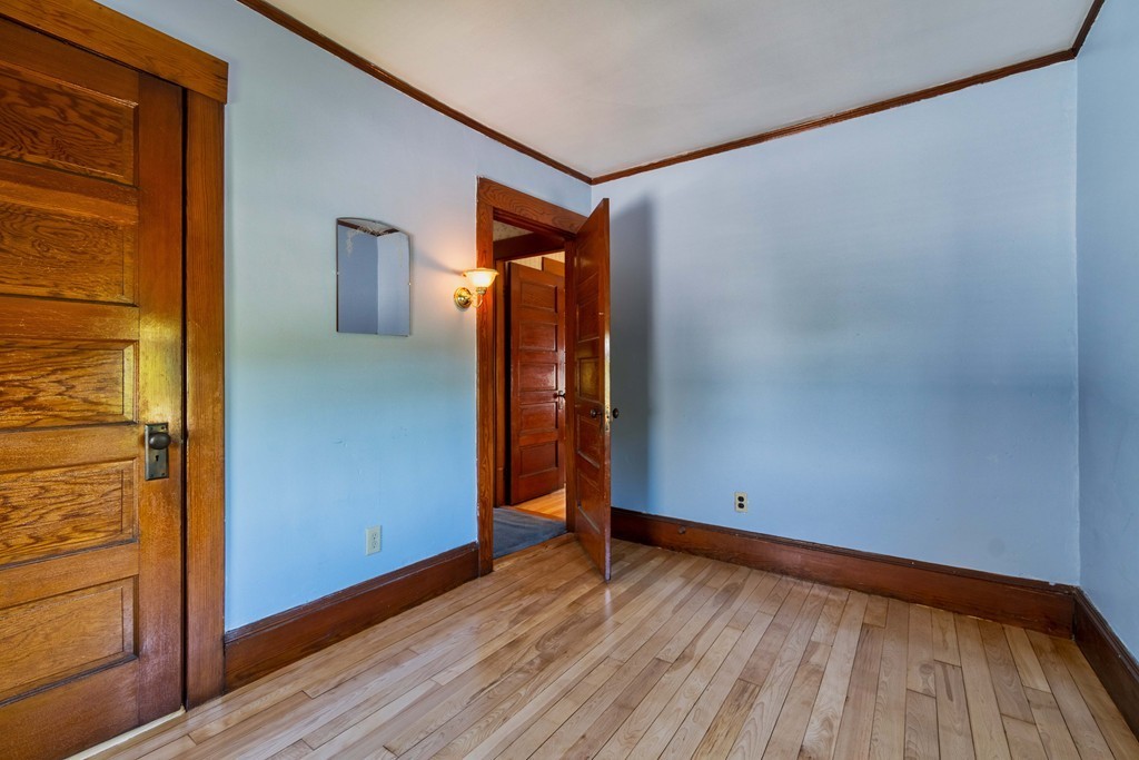 87 Wendell Street Winchester, MA 01890 - Photo 18 of 28