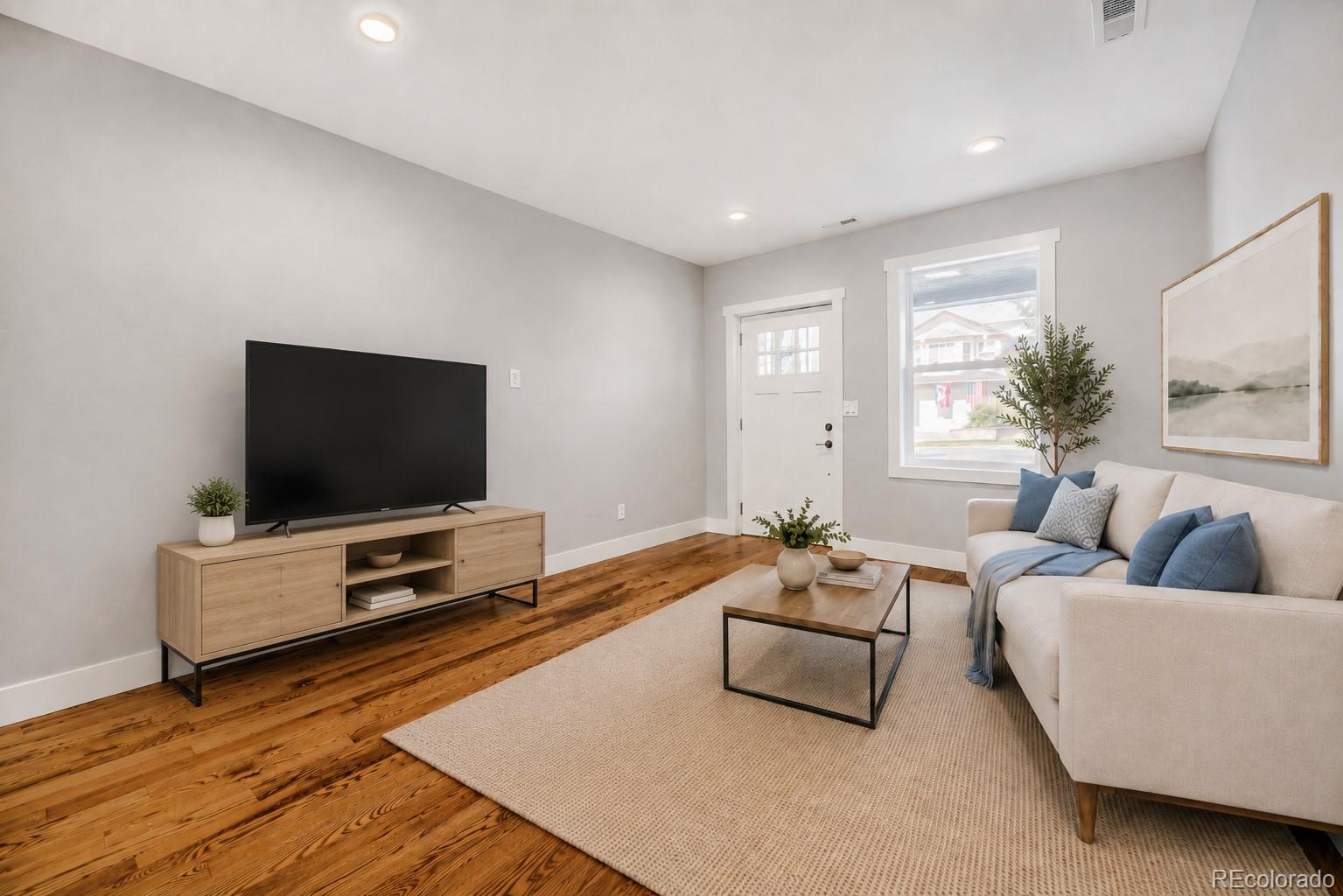 2432 Benton Street Edgewater, CO 80214 - Photo 4 of 25