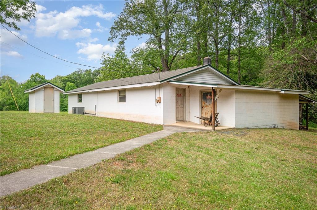 5020 Fred Lineberry Road Randleman, NC 27317 - Photo 19 of 25 Outbuilding - 33'x67' (HVAC)