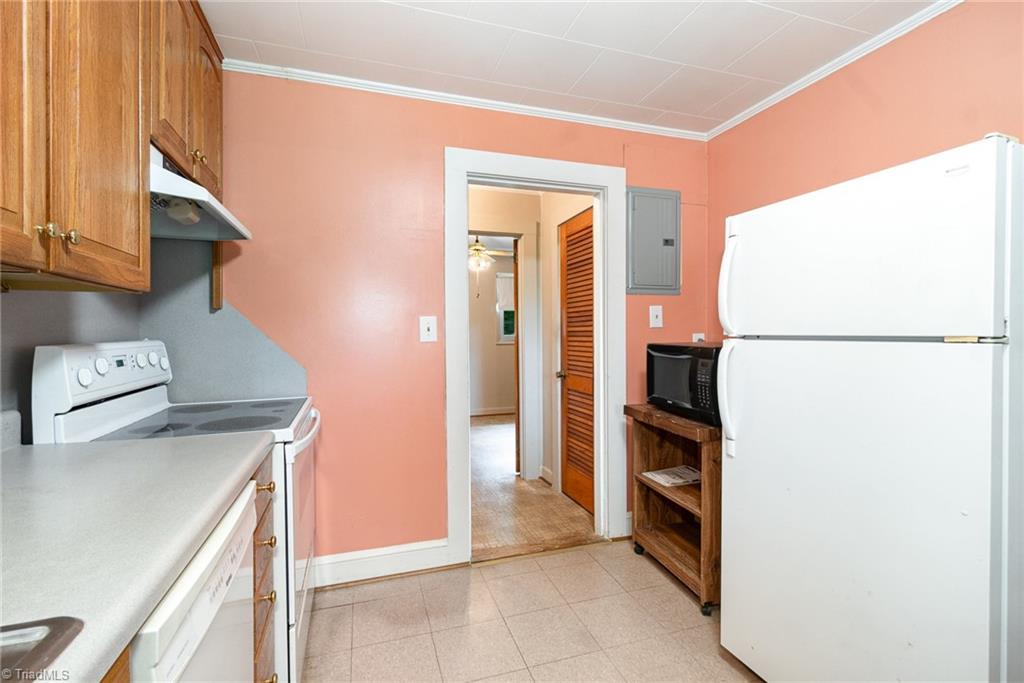 5020 Fred Lineberry Road Randleman, NC 27317 - Photo 5 of 25 Kitchen