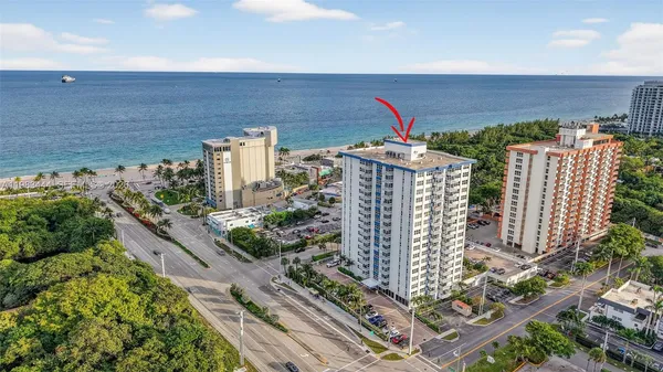 $3,650 | 3000 East Sunrise Boulevard, Unit PHB, Fort Lauderdale, FL 33304