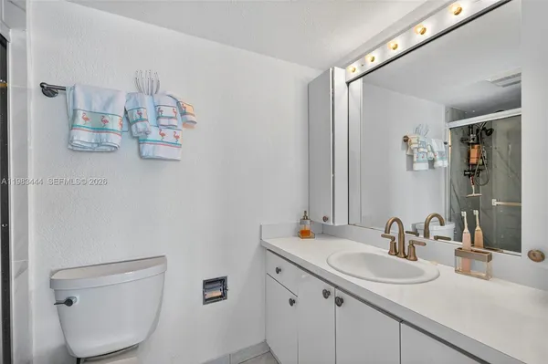 $3,650 | 3000 East Sunrise Boulevard, Unit PHB, Fort Lauderdale, FL 33304
