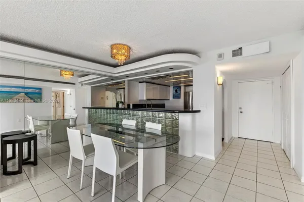 $3,650 | 3000 East Sunrise Boulevard, Unit PHB, Fort Lauderdale, FL 33304