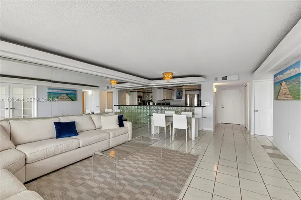 $3,650 | 3000 East Sunrise Boulevard, Unit PHB, Fort Lauderdale, FL 33304