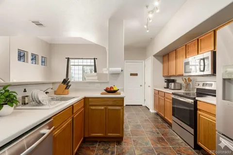 $318,900 | 9550 East Florida Avenue, Unit 2023, Denver, CO 80247