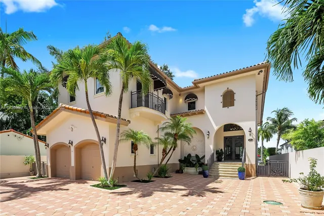 $14,000,000 | 66 South Hibiscus Drive, Miami Beach, FL 33139