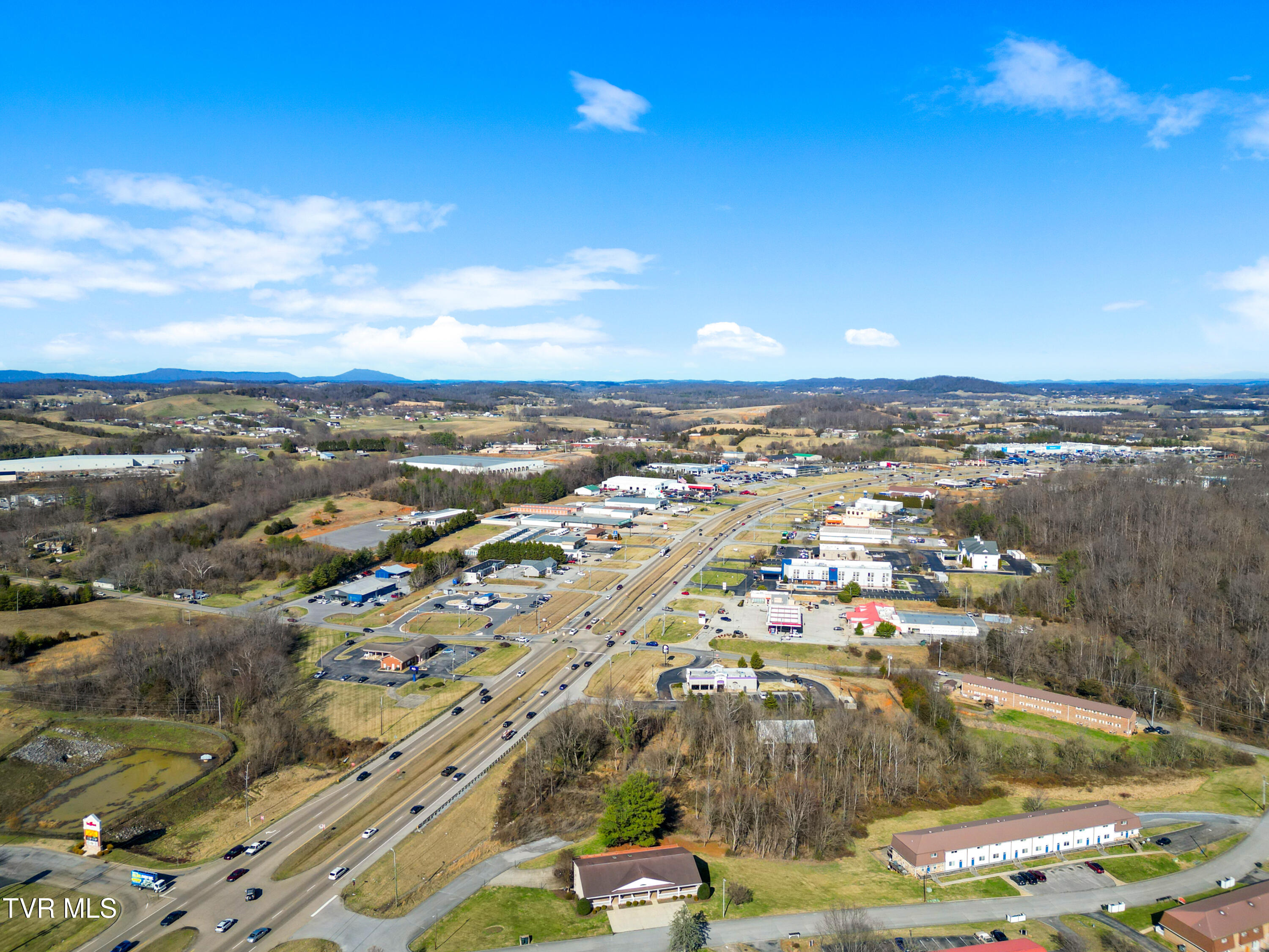 101 Crestview Drive Greeneville, TN 37745 - Photo 3 of 71 DJI_0110