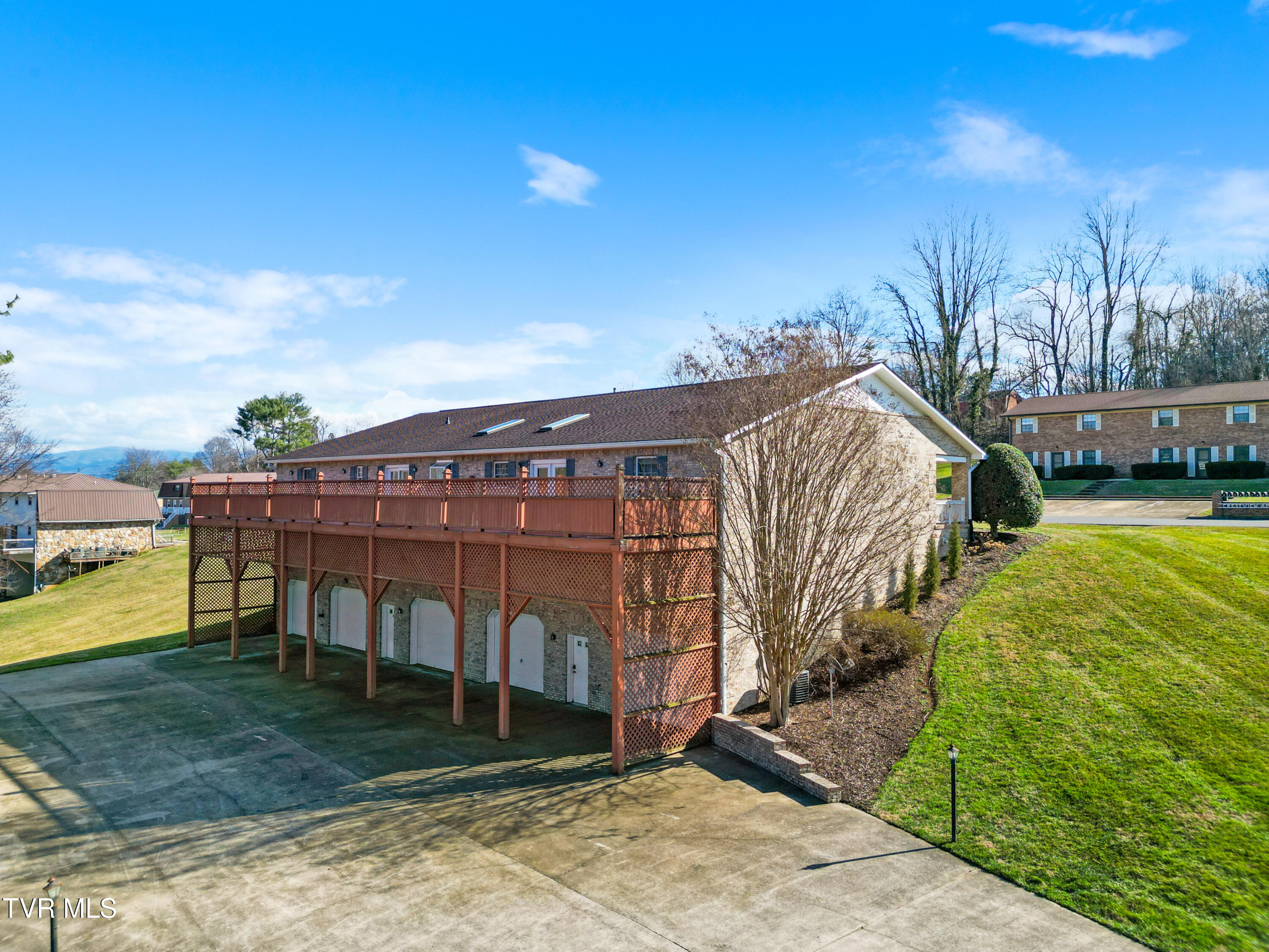 101 Crestview Drive Greeneville, TN 37745 - Photo 5 of 71 DJI_0115