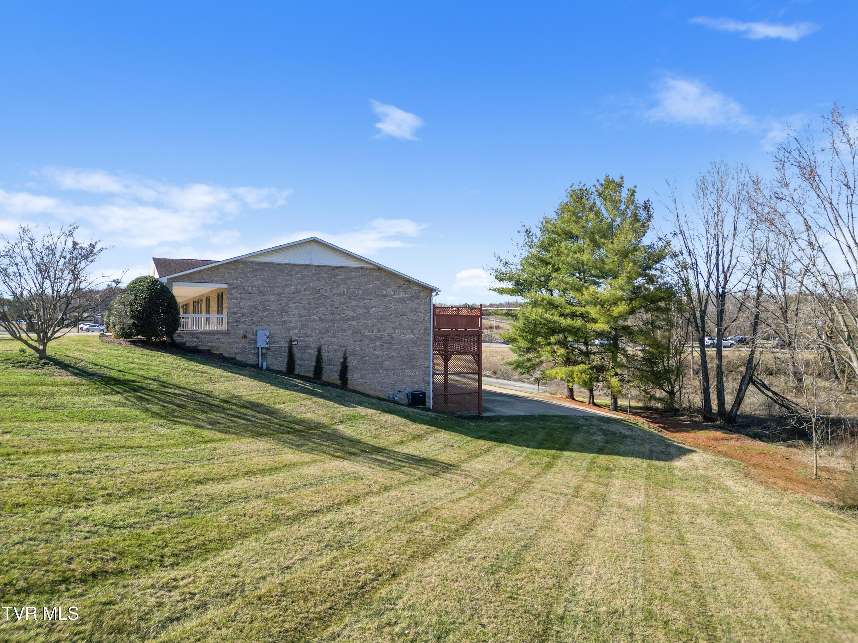 101 Crestview Drive Greeneville, TN 37745 - Photo 70 of 71 DJI_0119