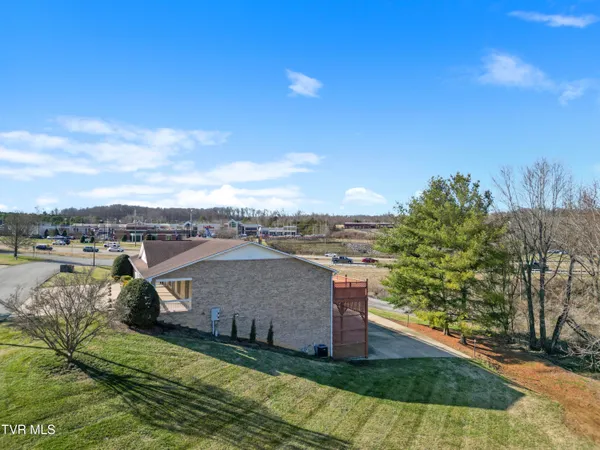 $787,400 | 101 Crestview Drive, Greeneville, TN 37745