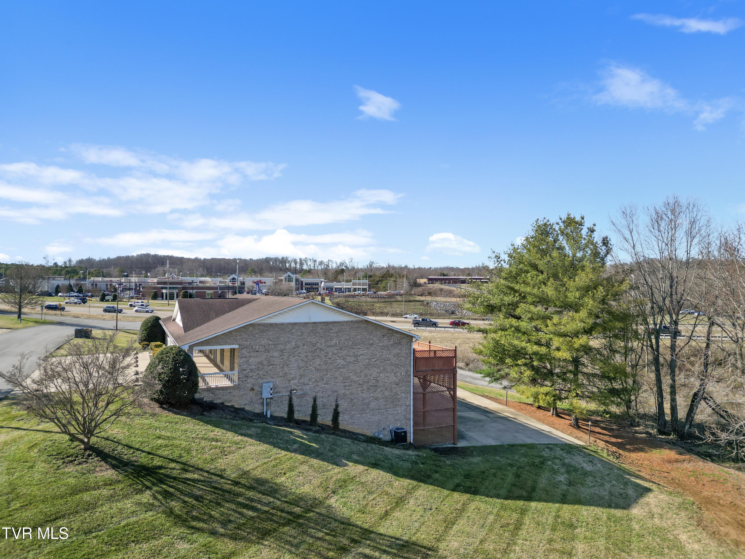 101 Crestview Drive Greeneville, TN 37745 - Photo 7 of 71 DJI_0120