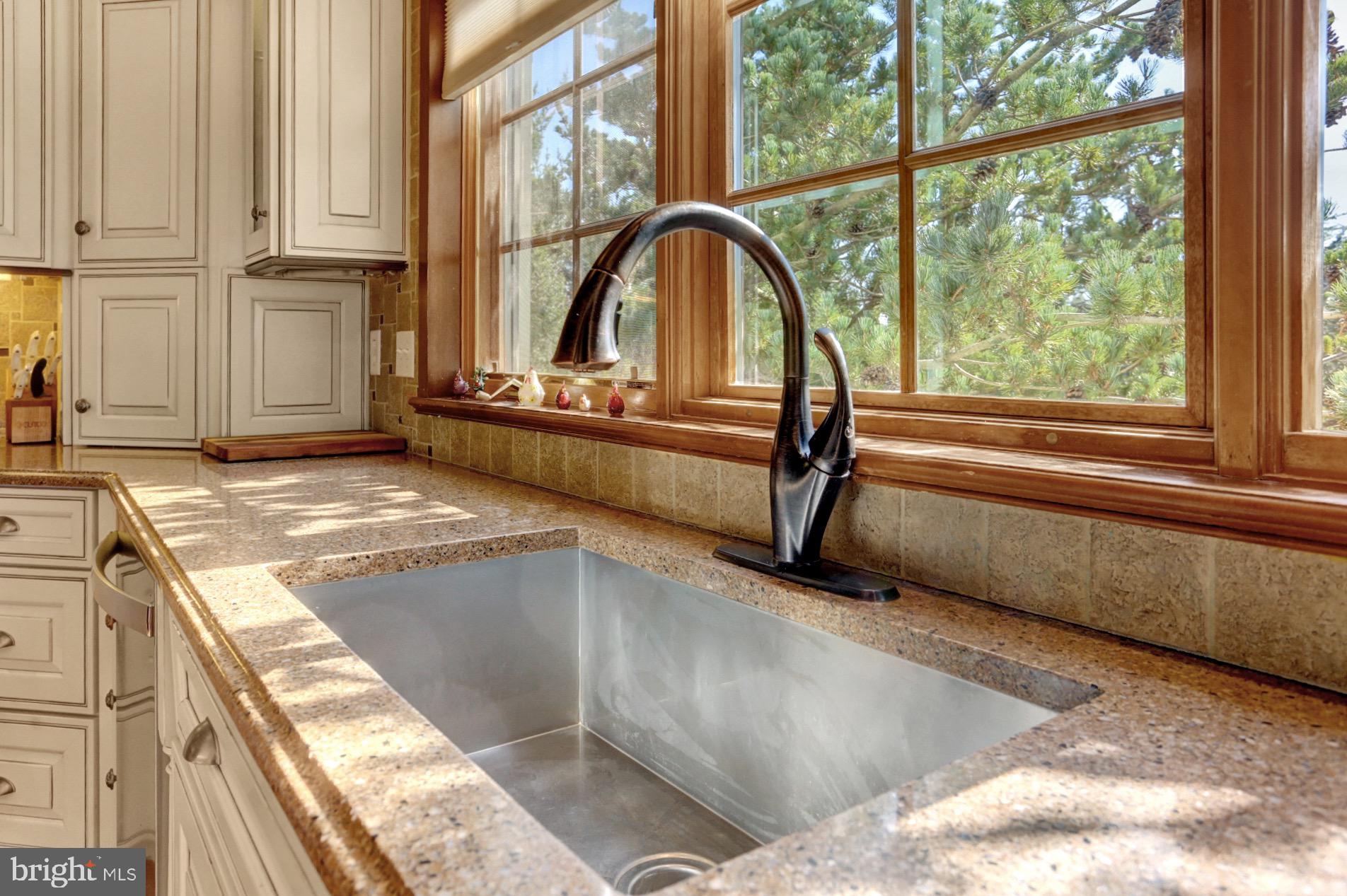 298 Heffner Road Wernersville, PA 19565 - Photo 22 of 58 Stainless Steel Farmhouse Sink