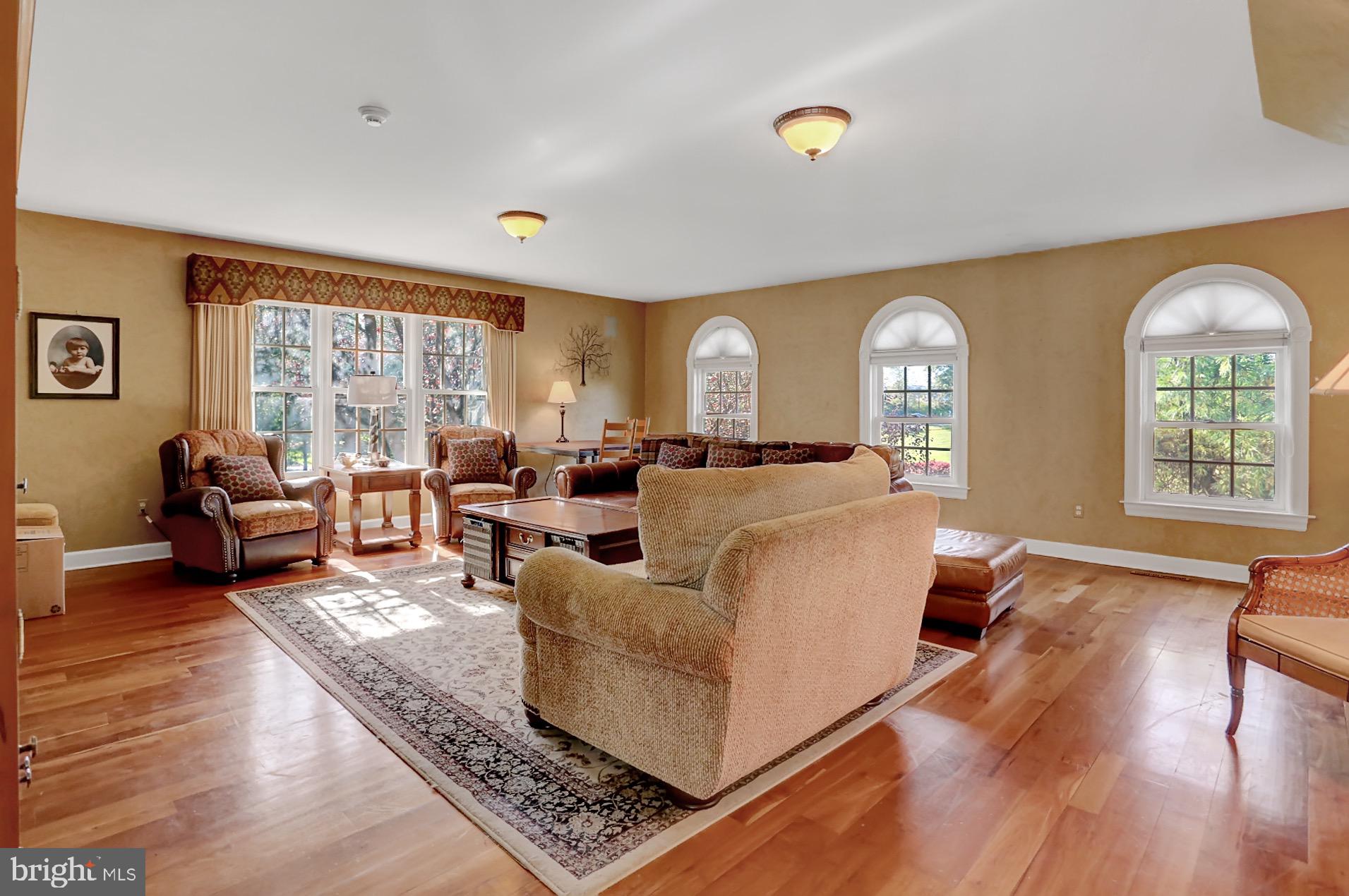 298 Heffner Road Wernersville, PA 19565 - Photo 29 of 58 Spacious Family Room with Brazilian Cherry Floors