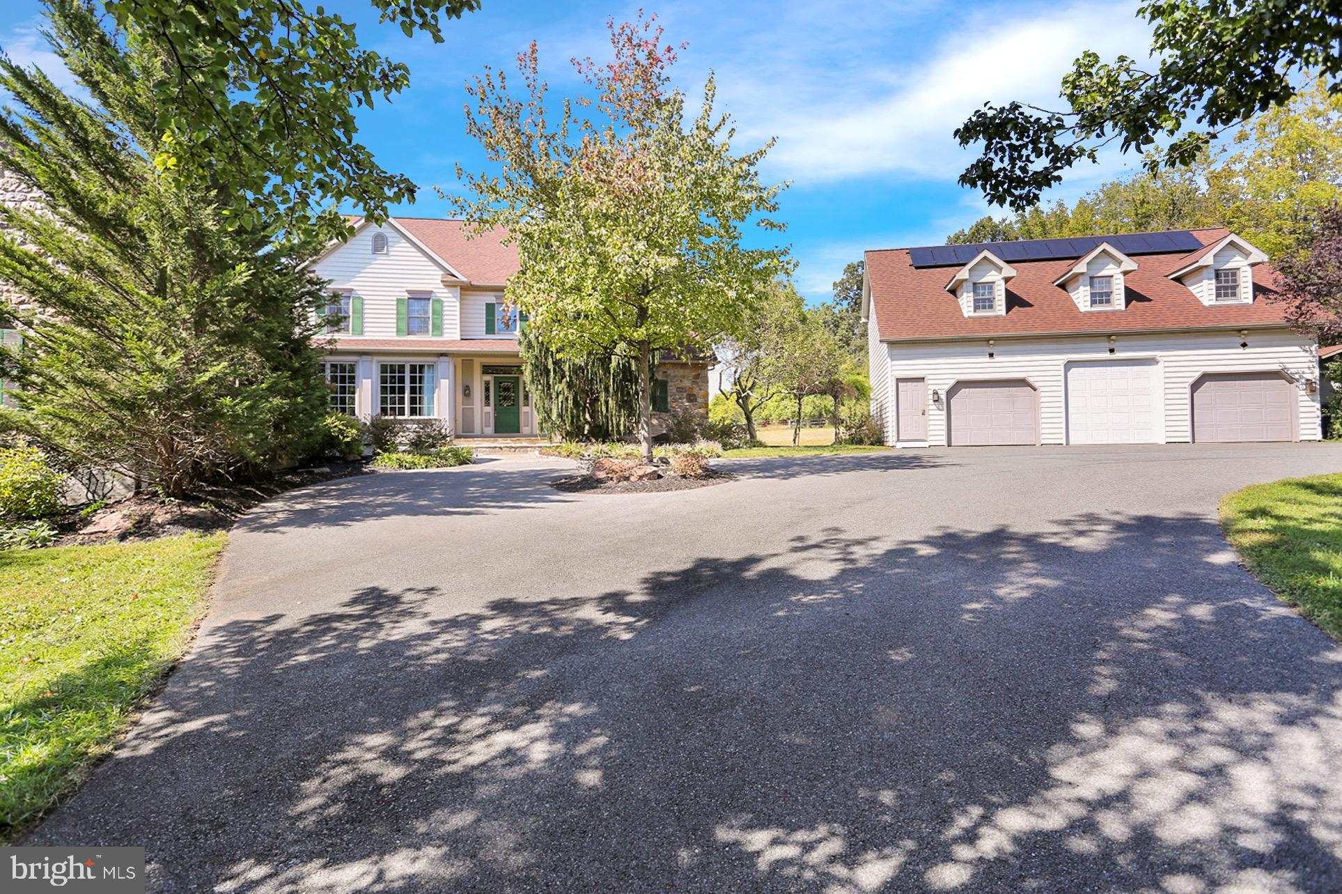 298 Heffner Road Wernersville, PA 19565 - Photo 4 of 58 Welcome Home!