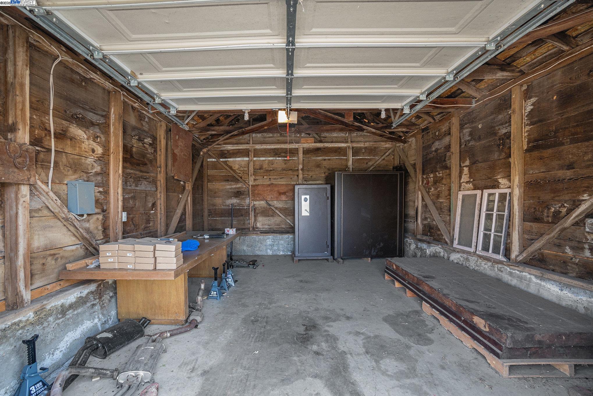 5799 Nortonville Road Pittsburg, CA 94565 - Photo 36 of 59 a view of an empty room with a window