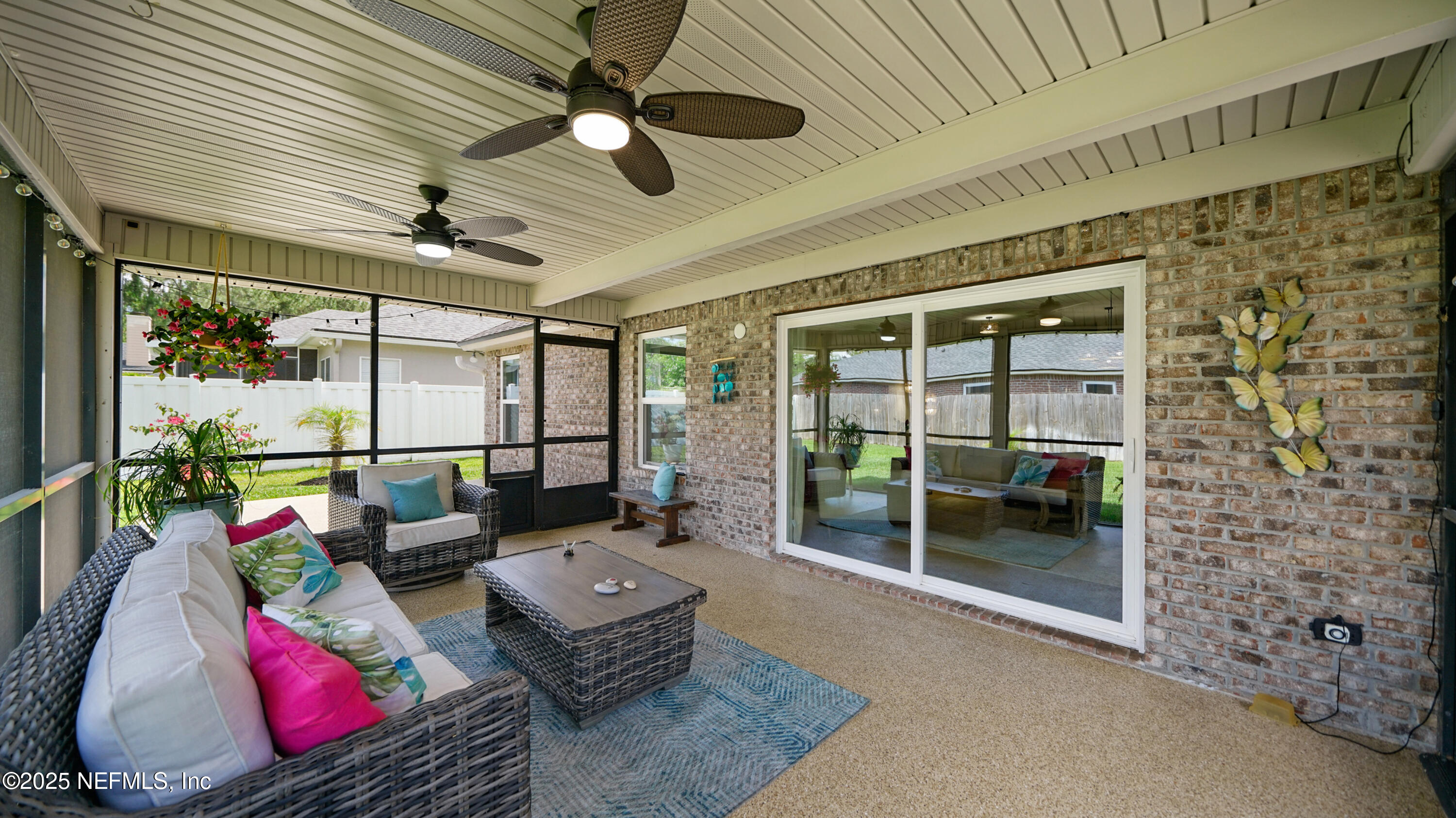 2020 Spring Meadows Court St. Augustine, FL 32092 - Photo 30 of 45 a living room with furniture
