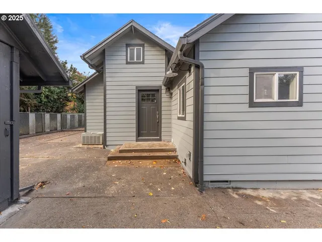 a view of a house with a garage