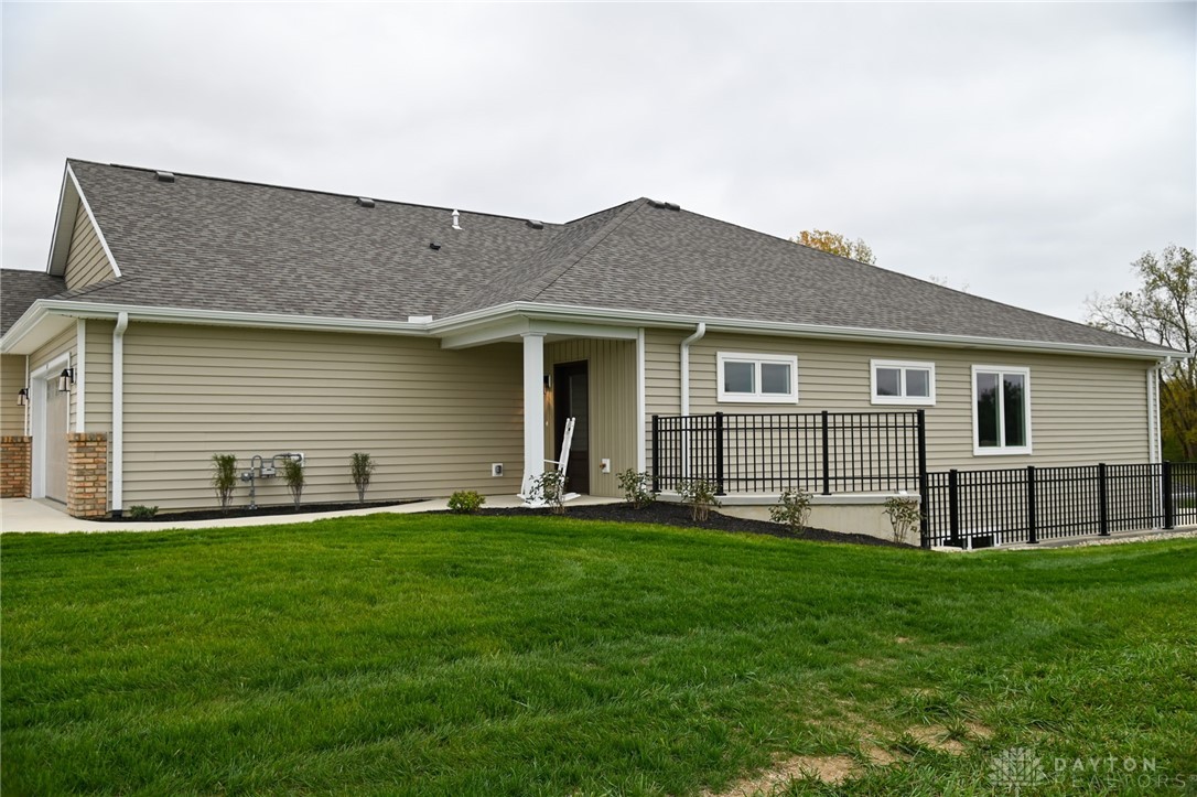 552 Reed Avenue Versailles, OH 45380 - Photo 4 of 53
