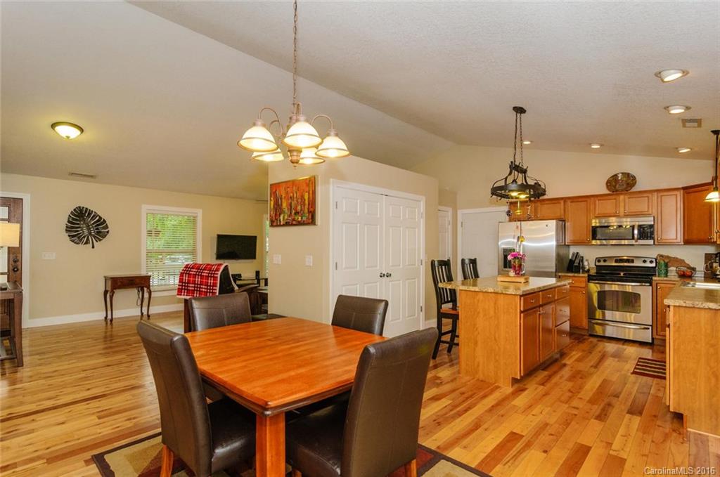 455 Liberty Road Candler, NC 28715 - Photo 11 of 23 Gallery Image 11