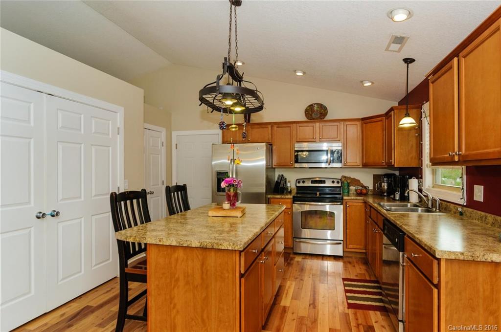 455 Liberty Road Candler, NC 28715 - Photo 12 of 23 Gallery Image 12