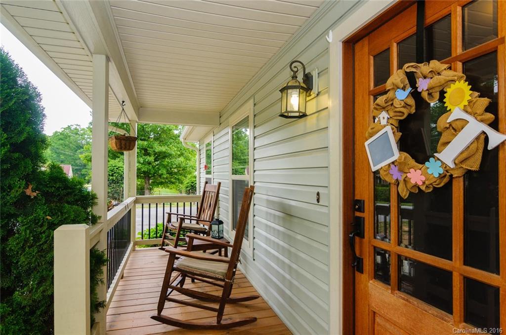 455 Liberty Road Candler, NC 28715 - Photo 5 of 23 Gallery Image 5