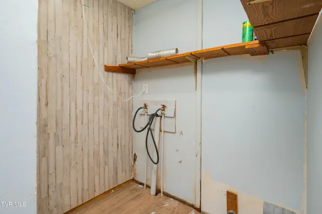 $389,500 | 110 Ferry Road, Unit 3, Surgoinsville, TN 37873