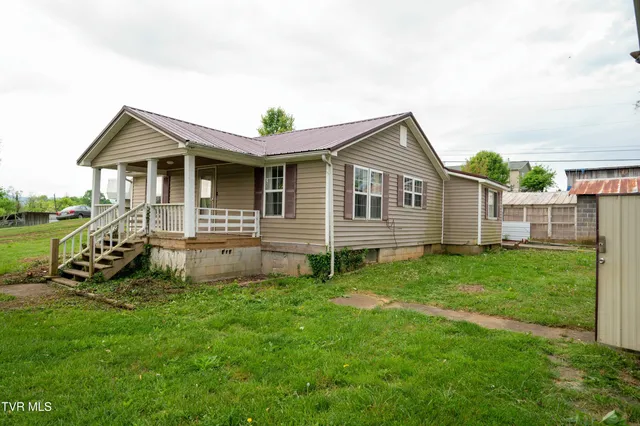 $389,500 | 110 Ferry Road, Unit 3, Surgoinsville, TN 37873