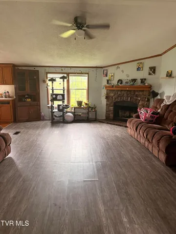 $389,500 | 110 Ferry Road, Unit 3, Surgoinsville, TN 37873