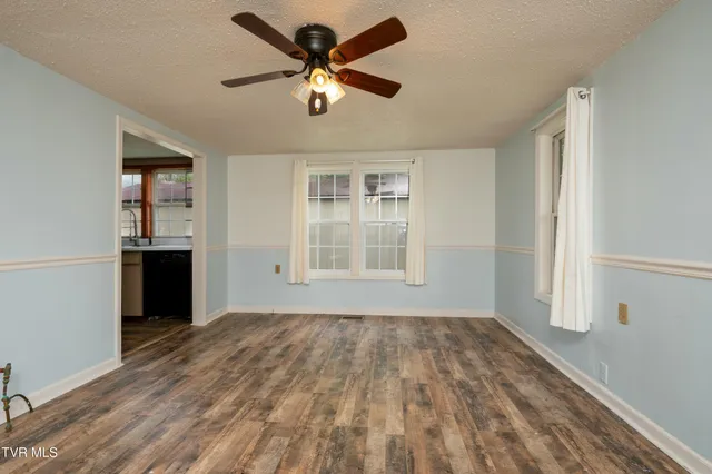 $389,500 | 110 Ferry Road, Unit 3, Surgoinsville, TN 37873