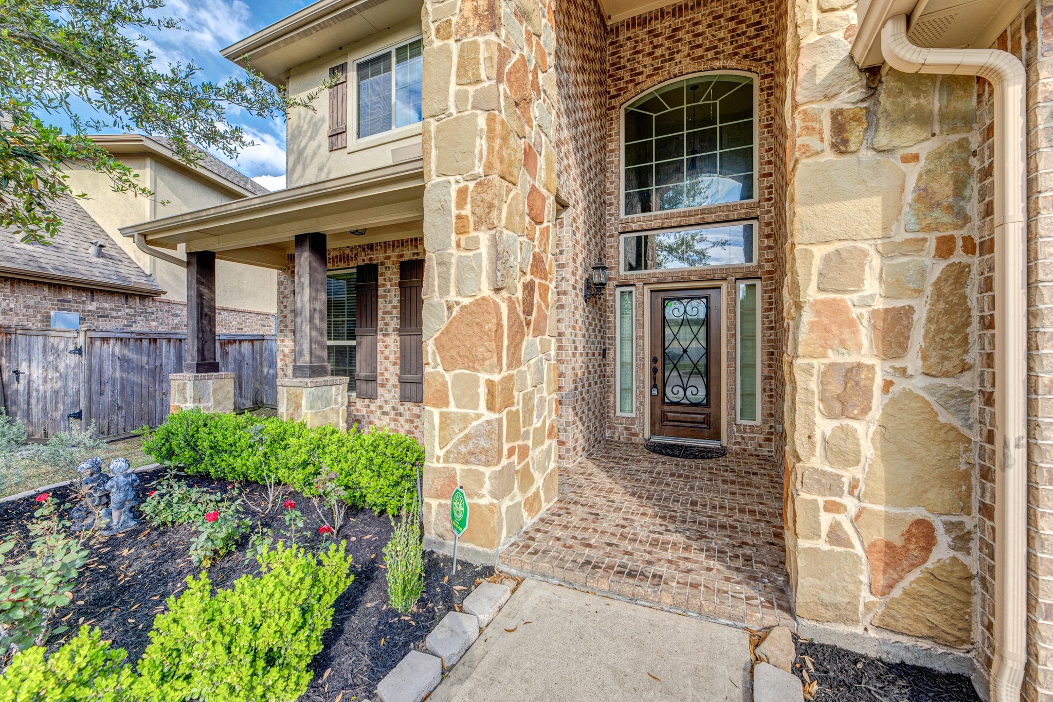 4715 Coldstream Court Sugar Land, TX 77479 - Photo 2 of 50 View of the beautiful front porch.