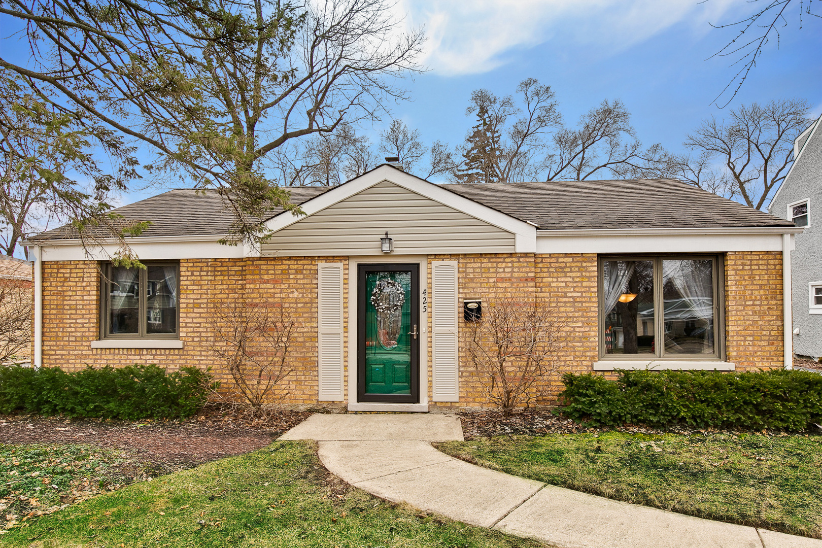 425 East Rockland Road Libertyville, IL 60048 - Photo 1 of 18