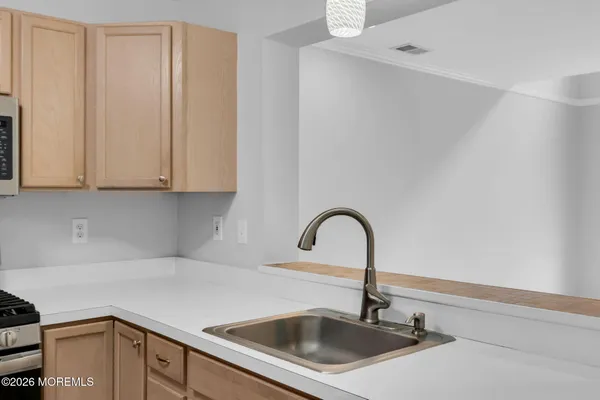 $369,000 | 45 Dover Court, Tinton Falls, NJ 07712