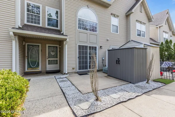 $369,000 | 45 Dover Court, Tinton Falls, NJ 07712