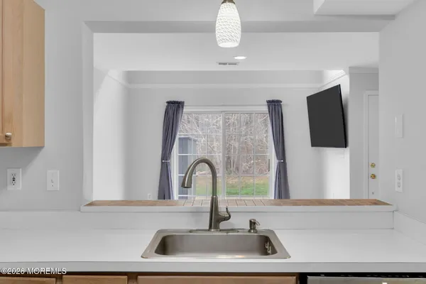 $369,000 | 45 Dover Court, Tinton Falls, NJ 07712