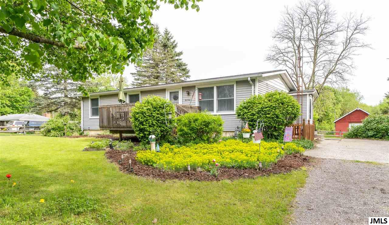 6256 North Lake Road Brooklyn, MI 49230 - Photo 1 of 33 Photo 1