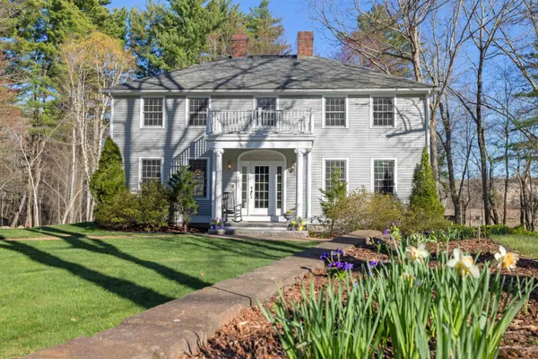 $829,900 | 60 Cambridge Road, Hampstead, NH 03841