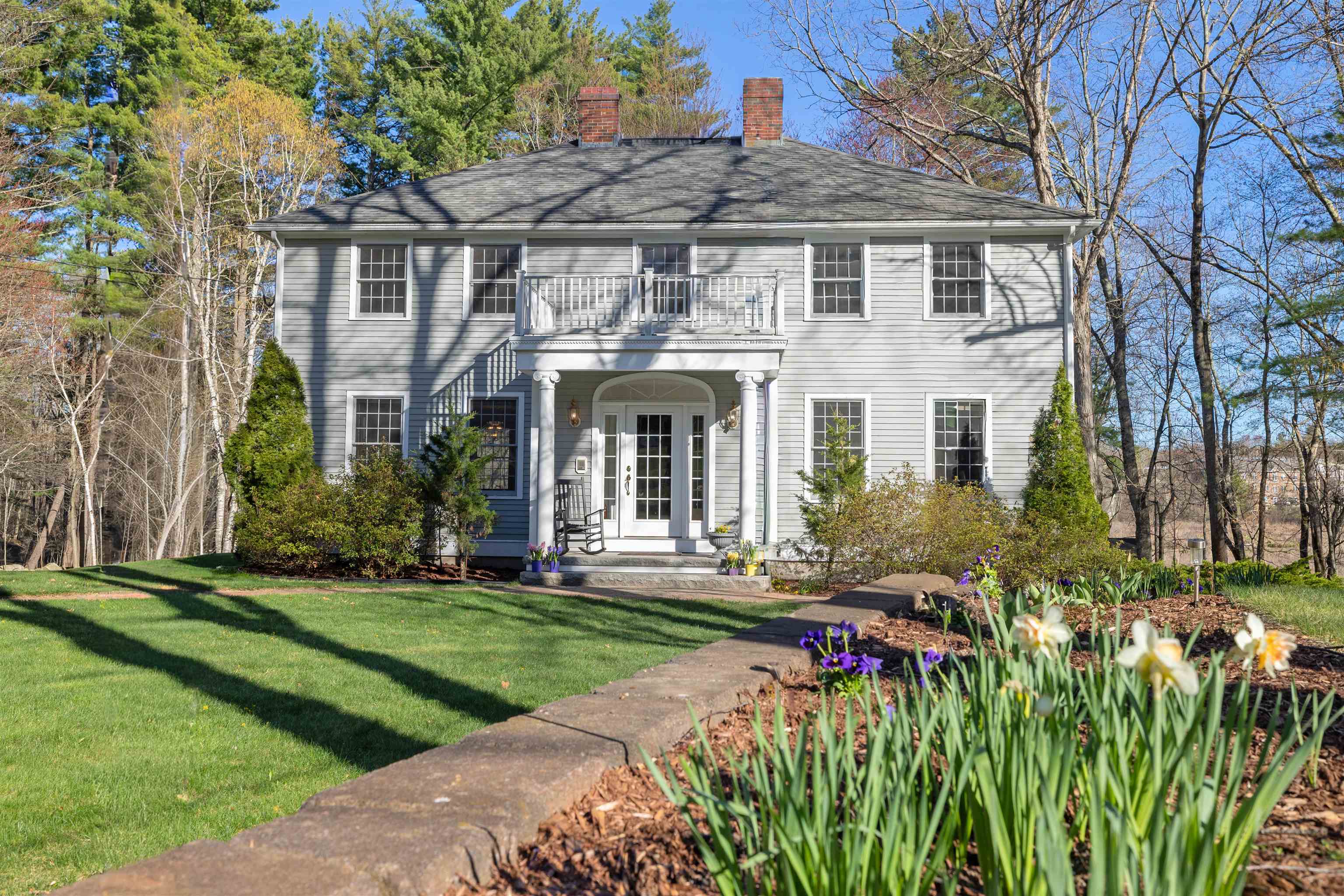 60 Cambridge Road Hampstead, NH 03841 - Photo 1 of 33