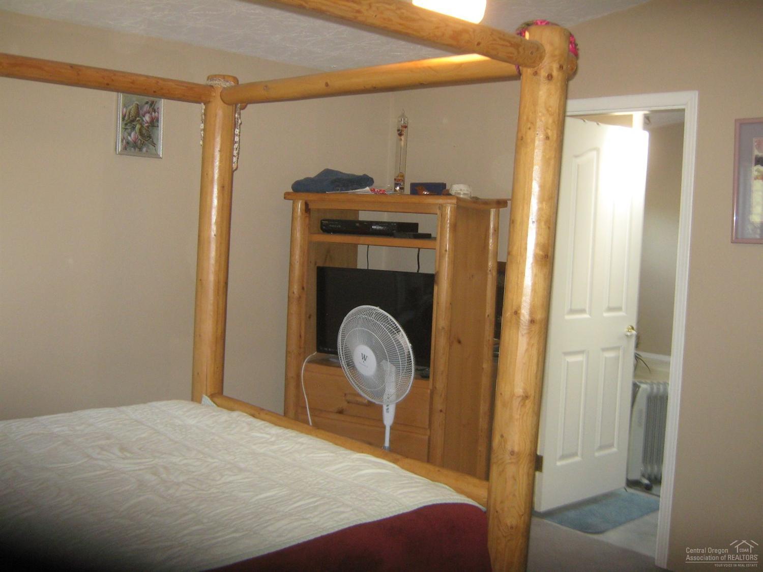 3300 Southeast Klamath Road Prineville, OR 97754 - Photo 11 of 25 Additional Photo
