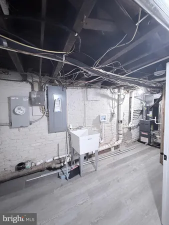 $1,600 | 2618 East Madison Street, Baltimore, MD 21205