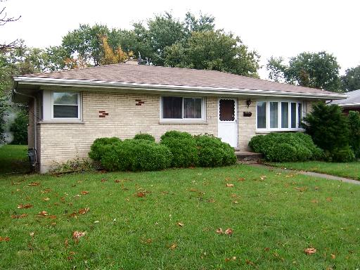 949 Sumner Street Addison, IL 60101 - Photo 1 of 1