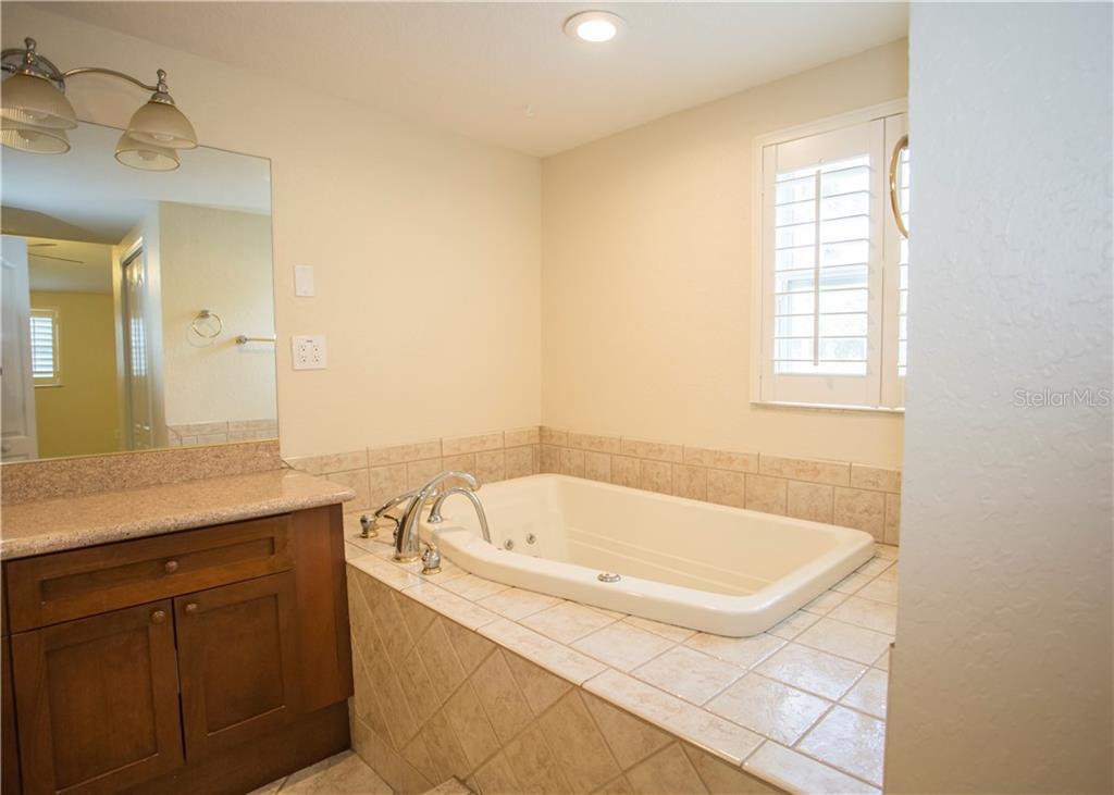 5524 Oak Ridge Avenue New Port Richey, FL 34652 - Photo 18 of 25 Gallery Image 18