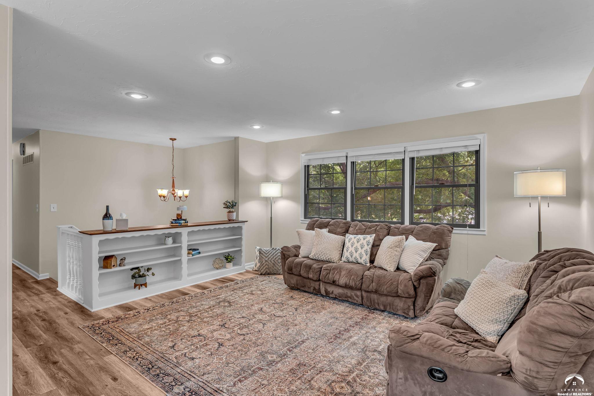 2122 Marvonne Road Lawrence, KS 66047 - Photo 6 of 45