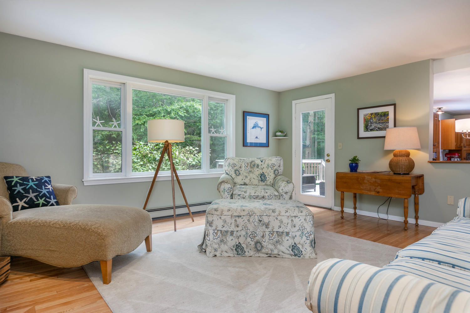 66 Schooner Ridge Road Cumberland, ME 04110 - Photo 12 of 35 66 Schooner Ridge Rd-large-013-010-Livin