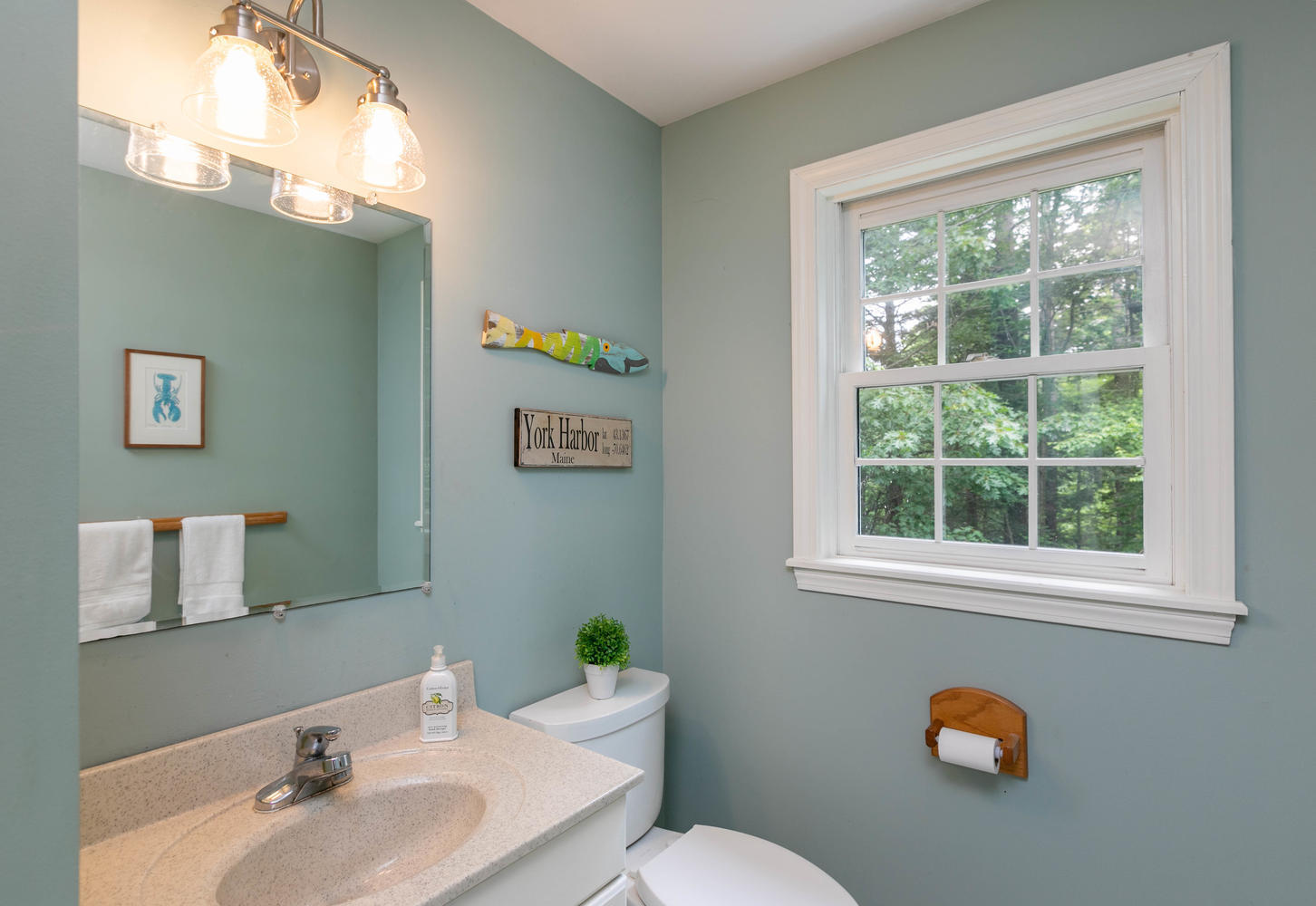 66 Schooner Ridge Road Cumberland, ME 04110 - Photo 19 of 35 66 Schooner Ridge Rd-large-023-014-First