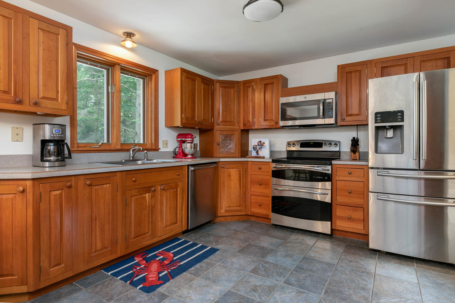 66 Schooner Ridge Road Cumberland, ME 04110 - Photo 8 of 35 66 Schooner Ridge Rd-large-008-003-Kitch