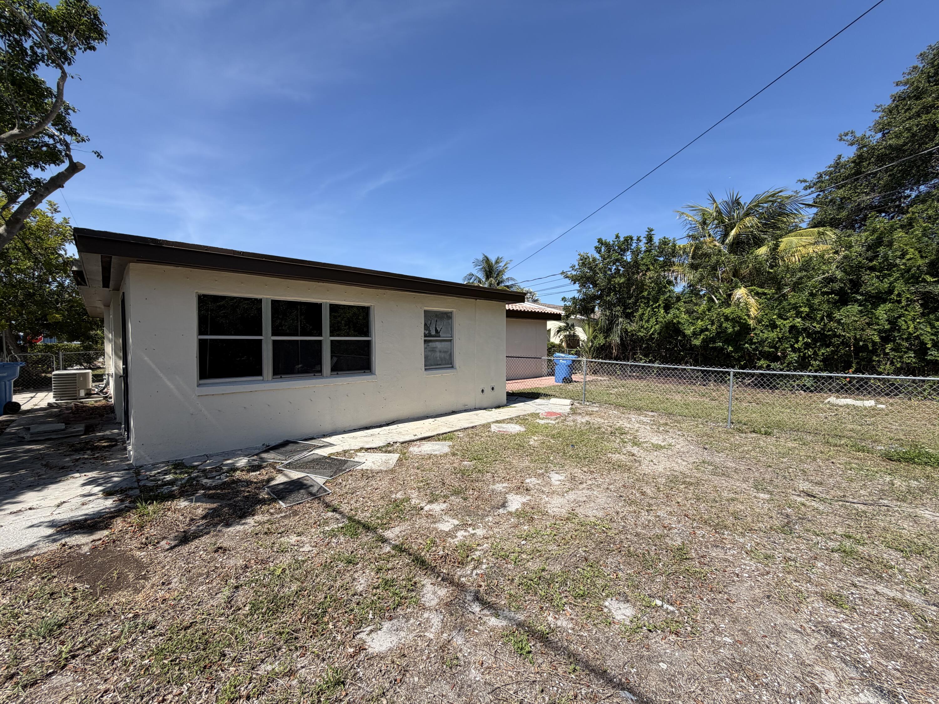 112 Prospect Road Lantana, FL 33462 - Photo 19 of 21 IMG_2131