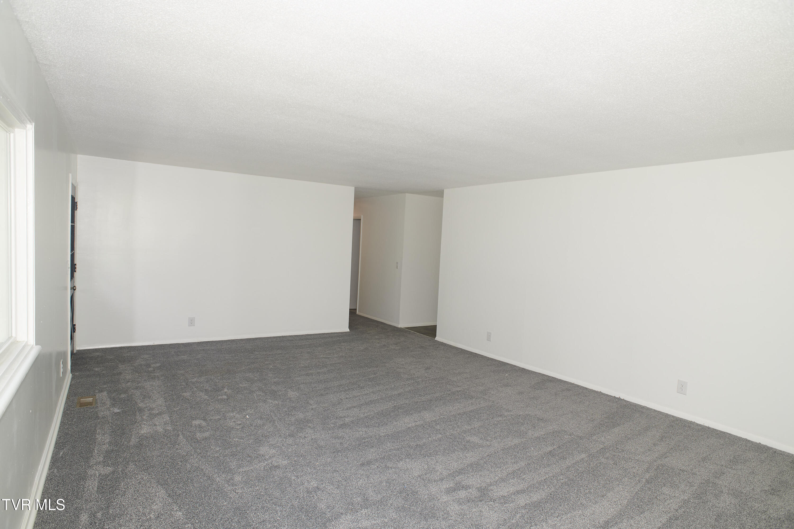 113 Midway Street Gray, TN 37615 - Photo 4 of 24 shelly 20